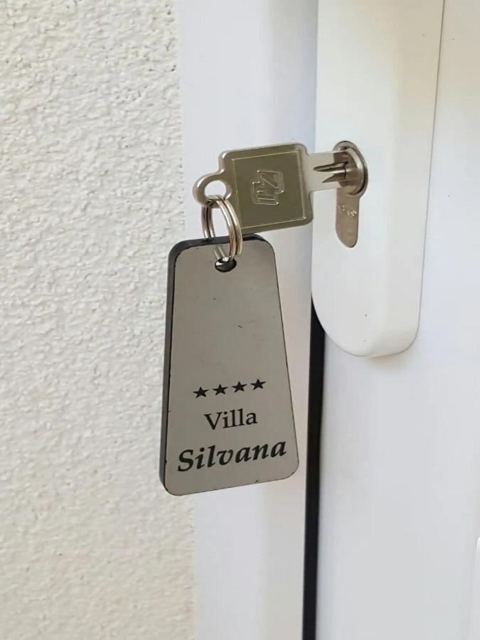 Apartments Villa Silvana مْليني الغرفة الصورة